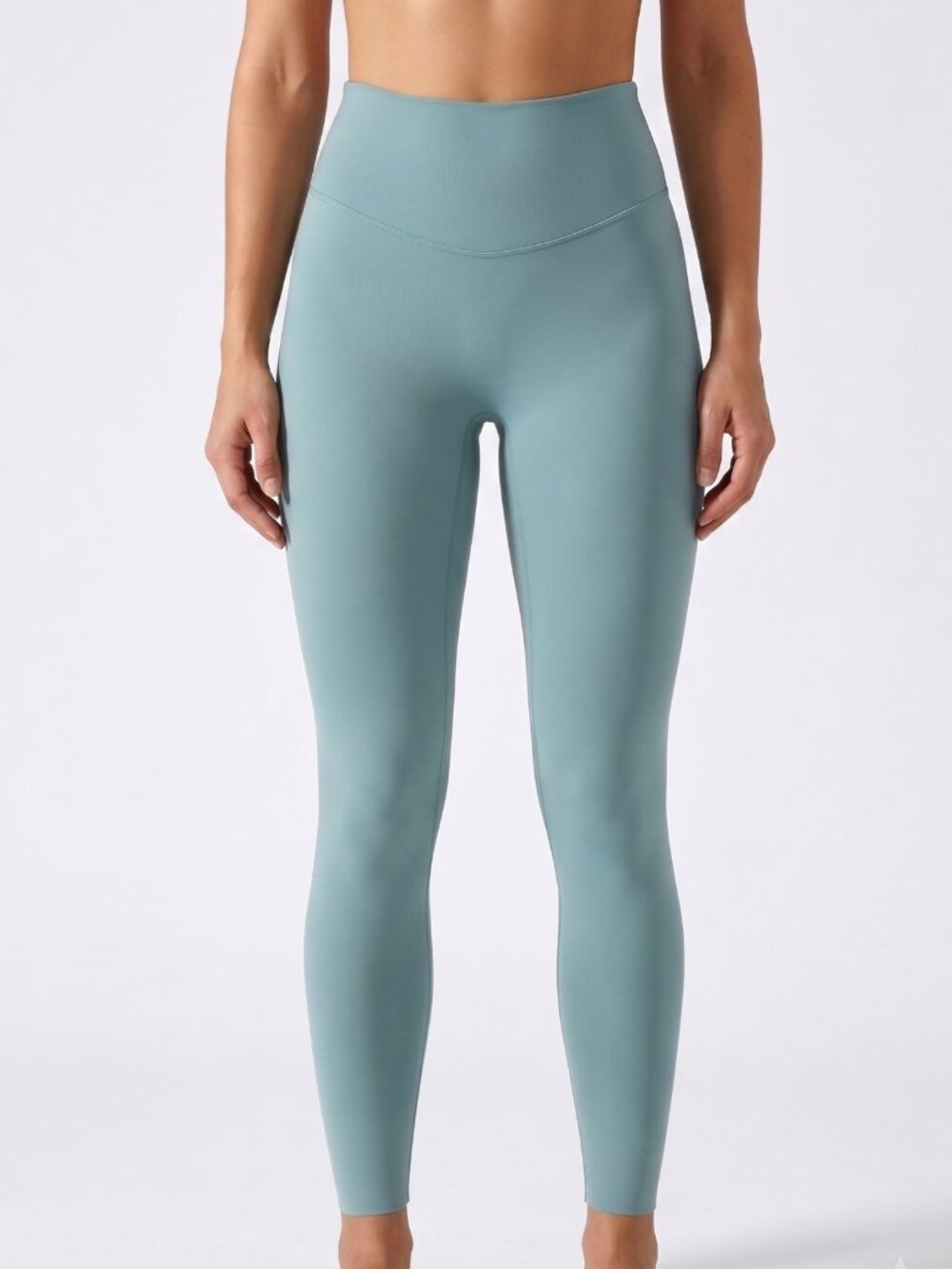 NWT | COMFELIE | Sage Green High-Waisted Seamless Comfort Leggings | XL
